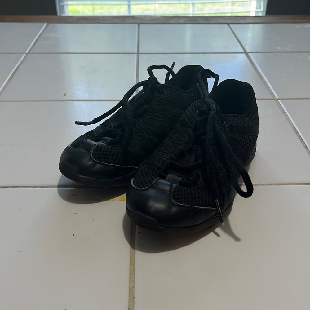 Hip hop shoes